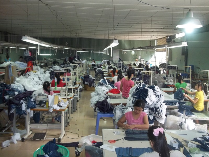 Quy trình đặt hàng sản xuất áo mưa tại Công ty áo mưa giá rẻ CT