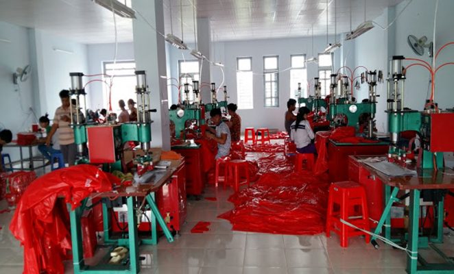 Xưởng sản xuất áo mưa tại HCM giá rẻ chất lượng uy tín nhất